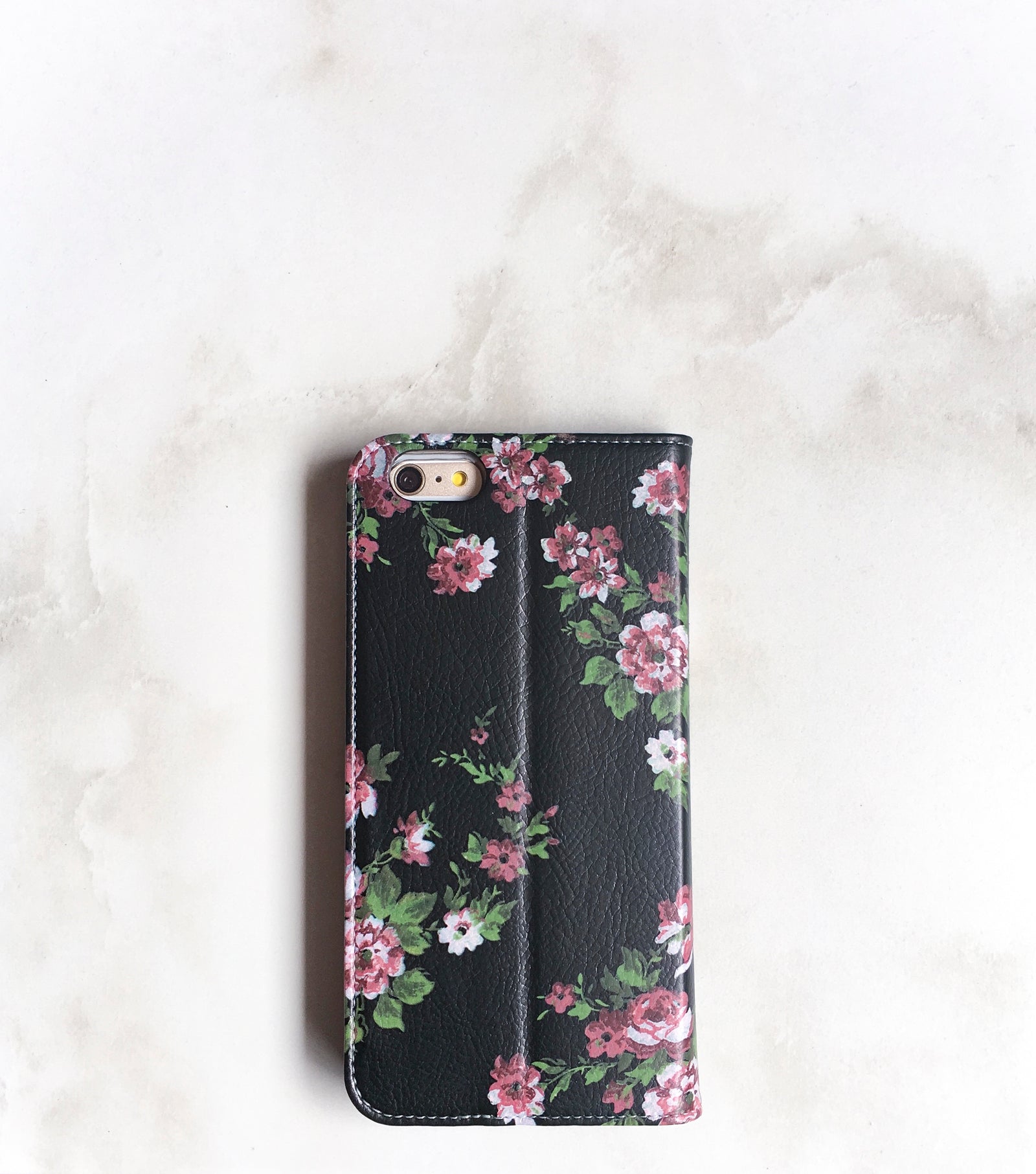 Floral Band iPhone 7 wallet with monogram