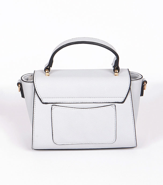 exterior back pocket on cute purse