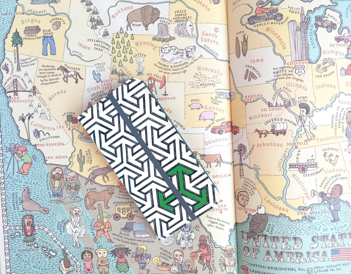 Green for Go Arrows iPhone 7 Wallet