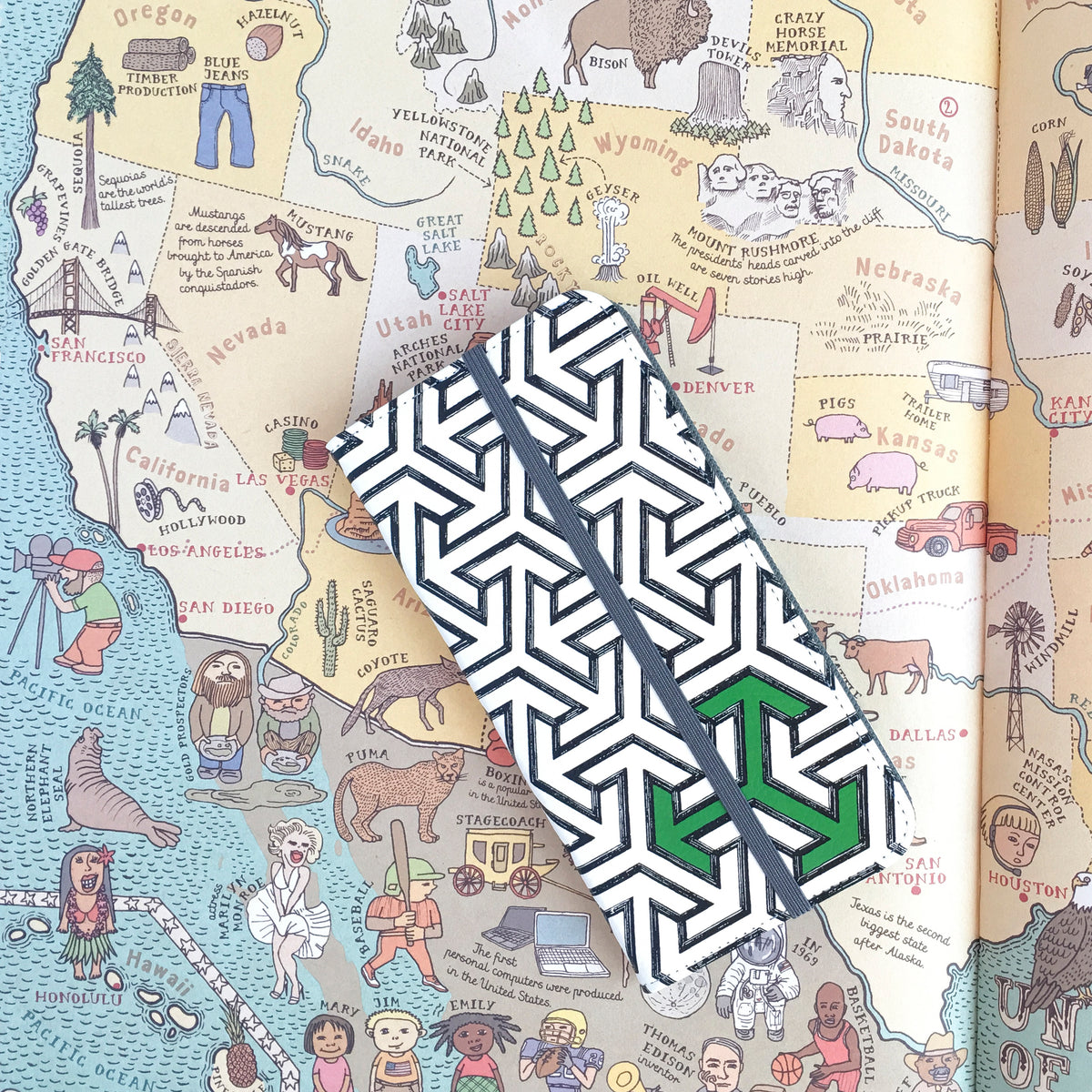 Green for Go Arrows Wallet with map