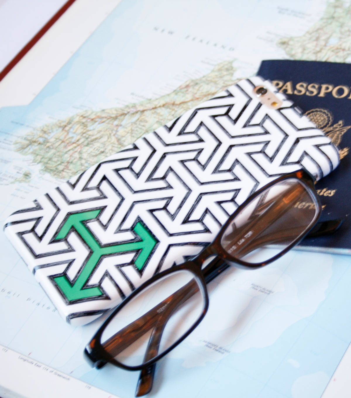 Green for Go Arrow and travel accessories