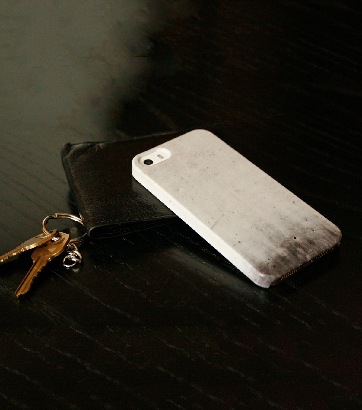 Cement case on executive table