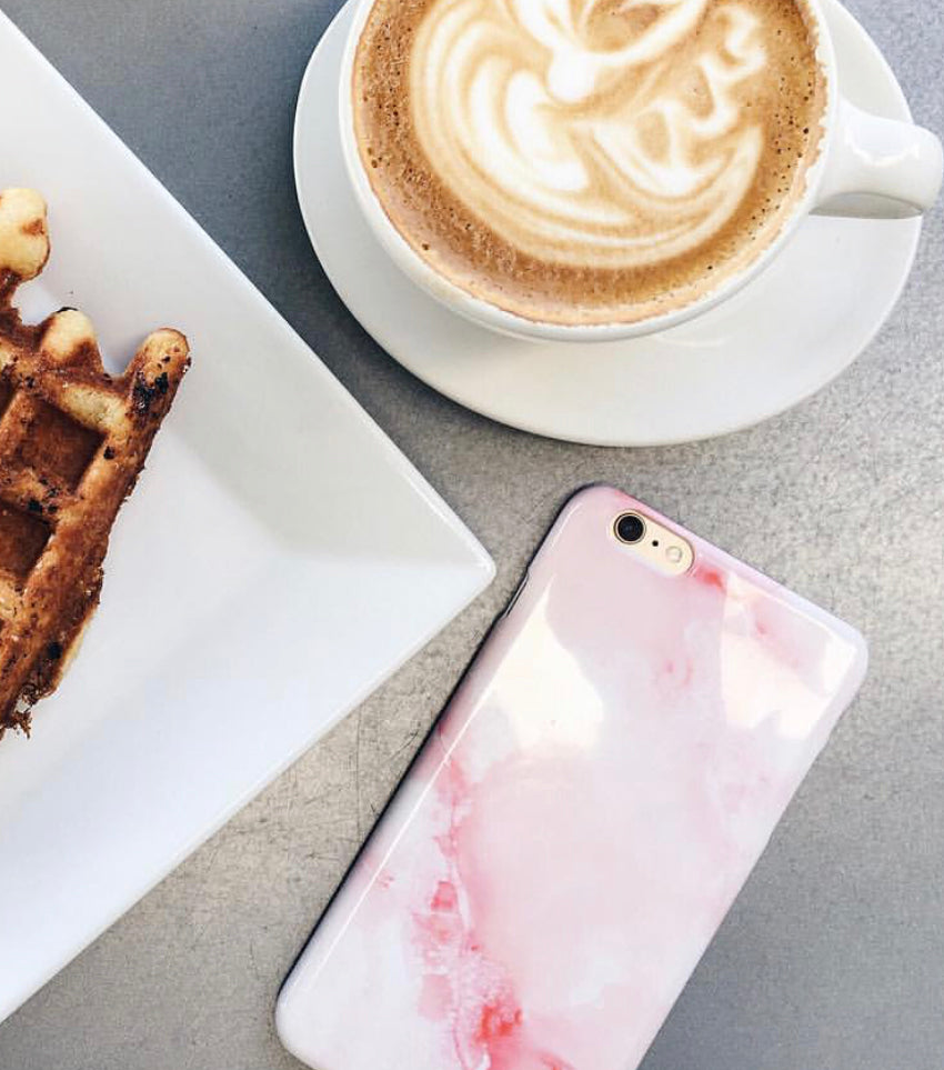 trendy pink marble phone case