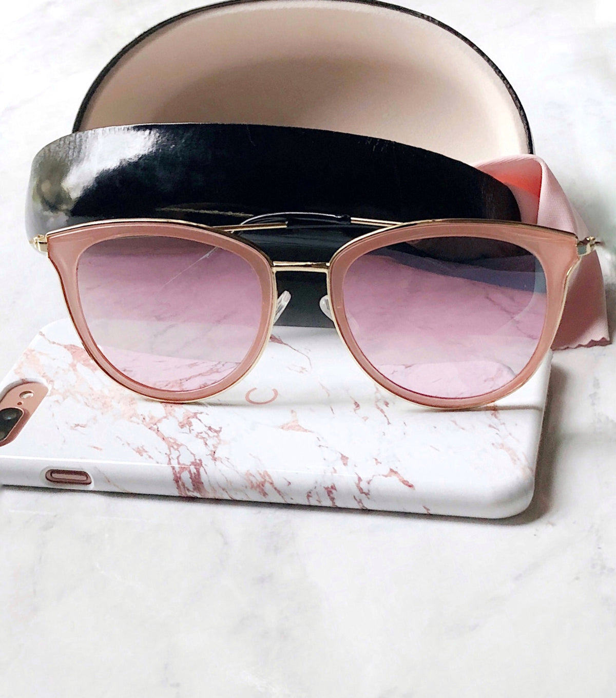 Rose mirrored sunnies with gold frames