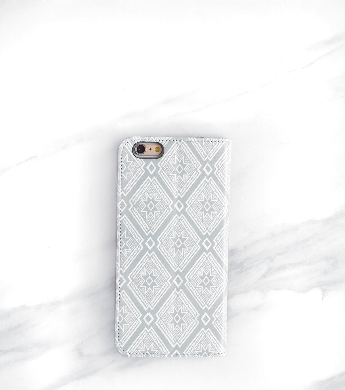 Tribal Gray iPhone 7 Wallet case